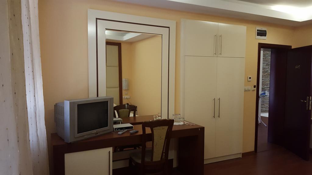 Hotel Bozukova House Sliven Habitación foto