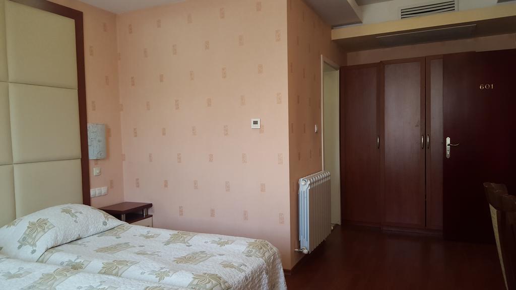 Hotel Bozukova House Sliven Habitación foto